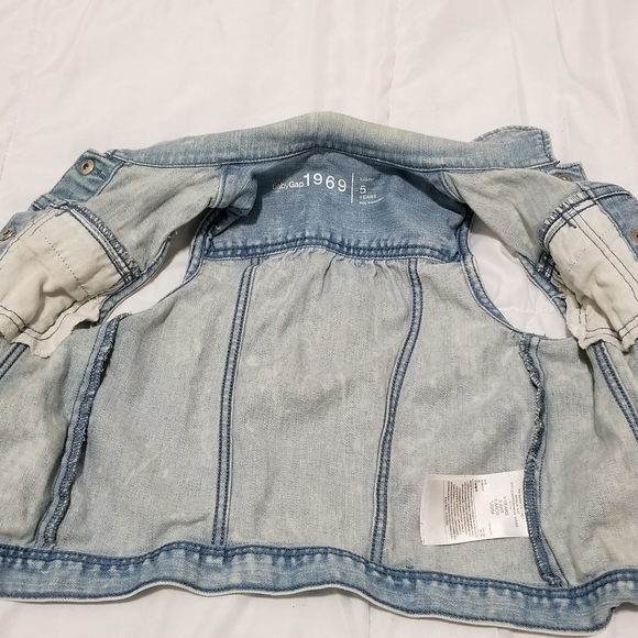 Baby Gap denim vest - Picture 3 of 4